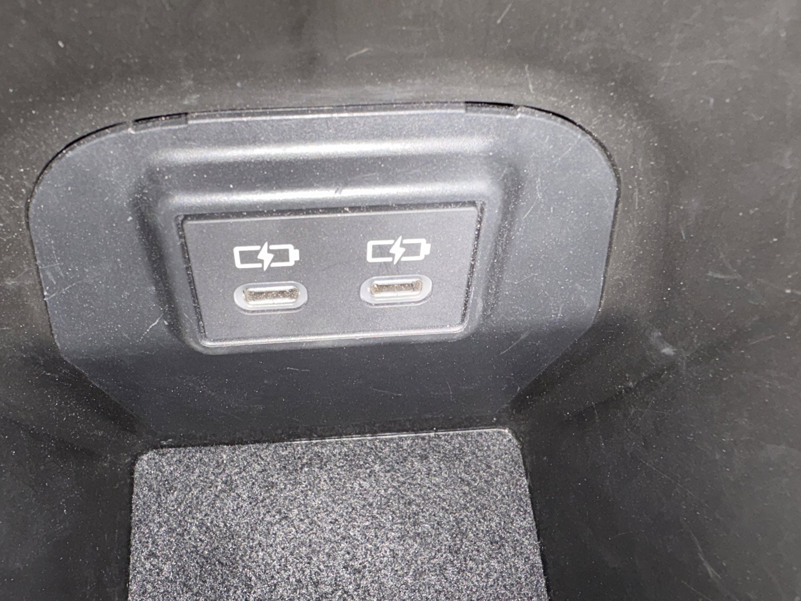 Used 2024 Toyota RAV4 LE AWD/4WD image 36