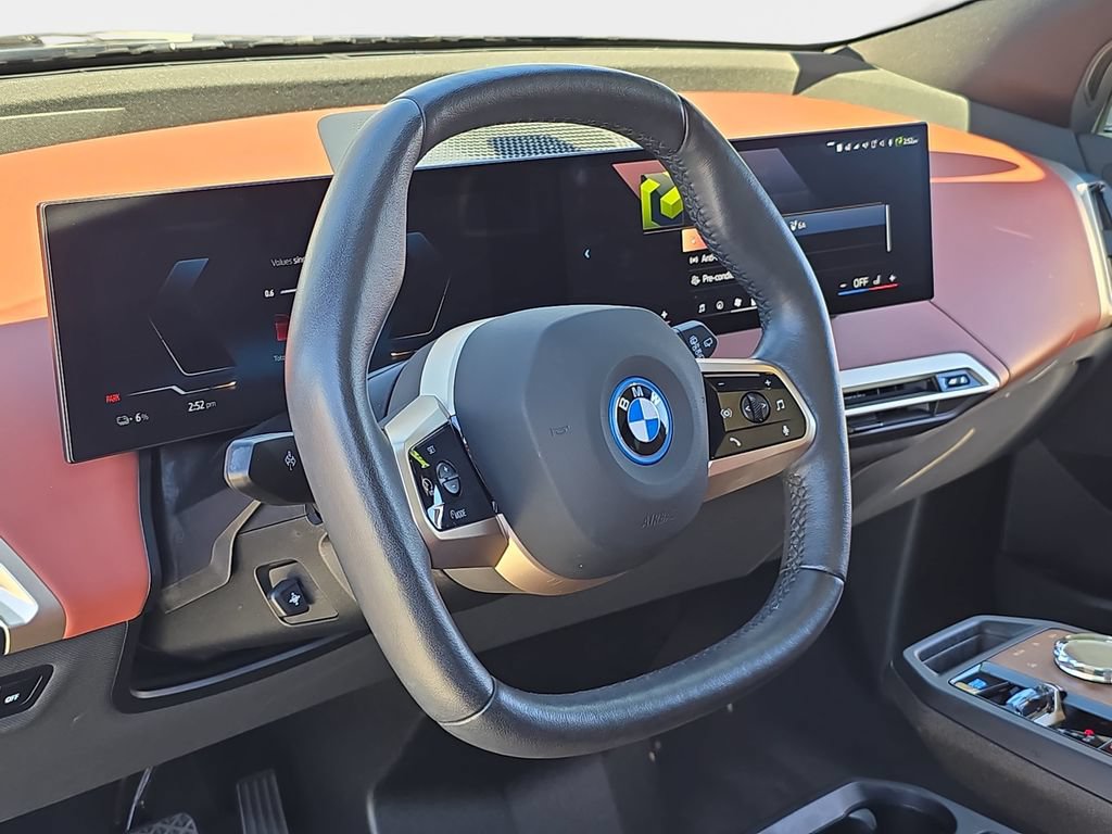 Used 2025 BMW iX xDrive50 w/ Convenience Package AWD/4WD image 19