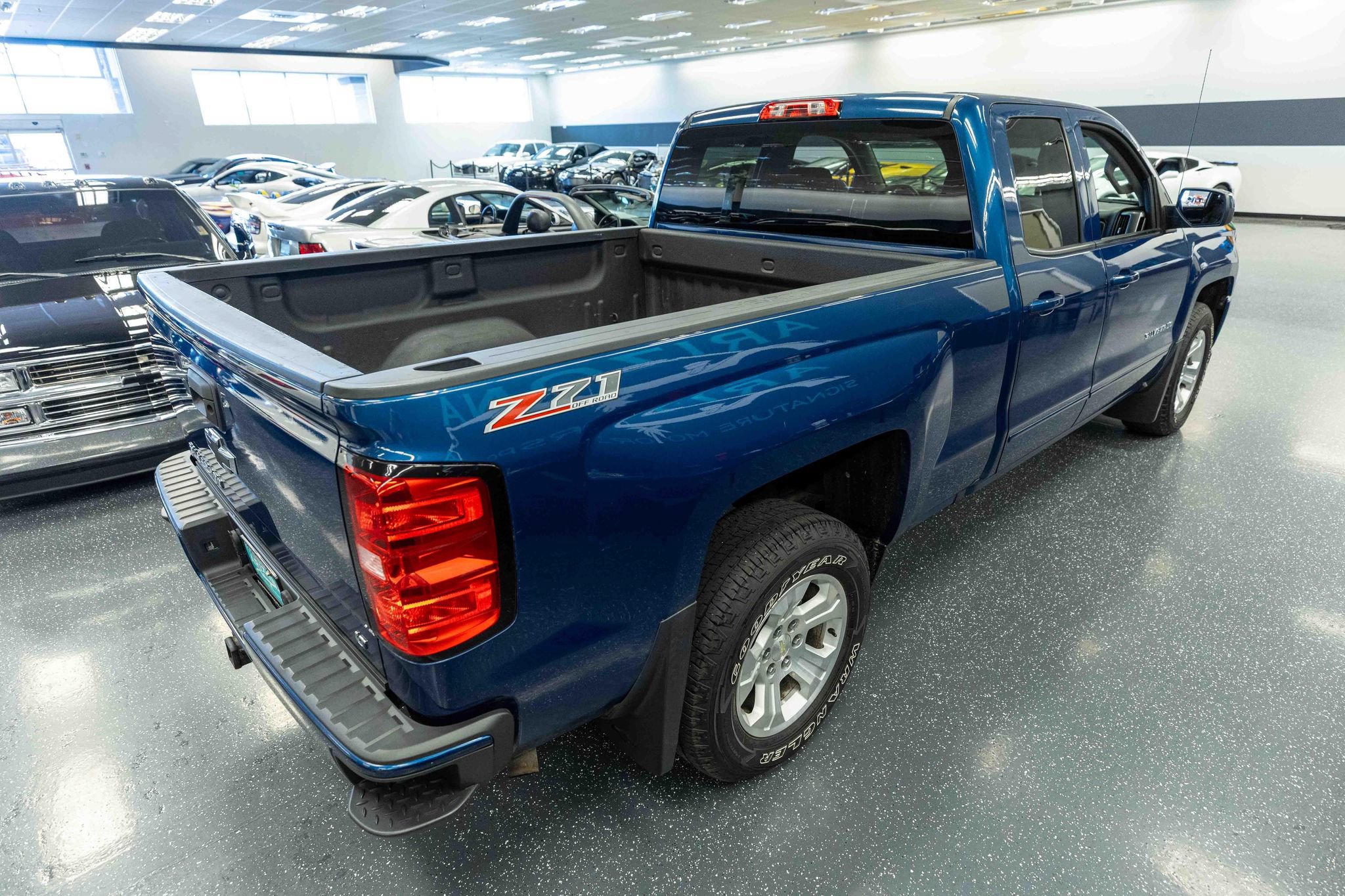 Used 2016 Chevrolet Silverado 1500 LT w/ All Star Edition AWD/4WD image 5