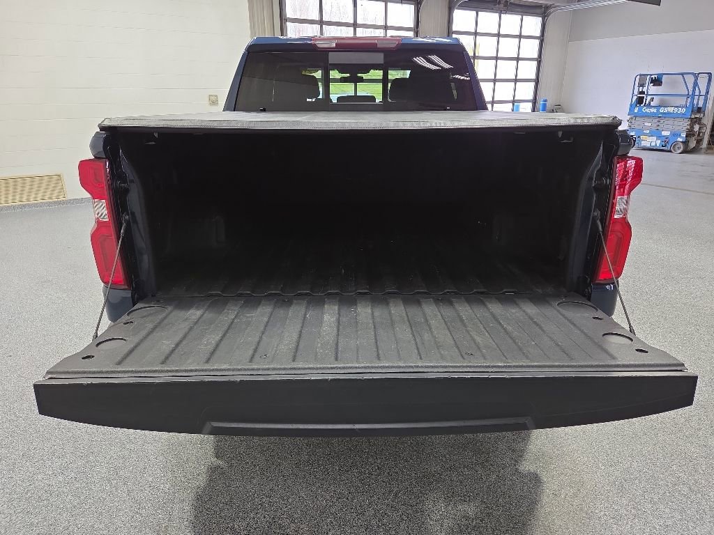 Used 2021 Chevrolet Silverado 1500 LT Trail Boss w/ Convenience Package II AWD/4WD image 39