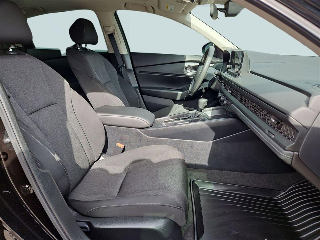 Used 2023 Honda Accord EX image 27