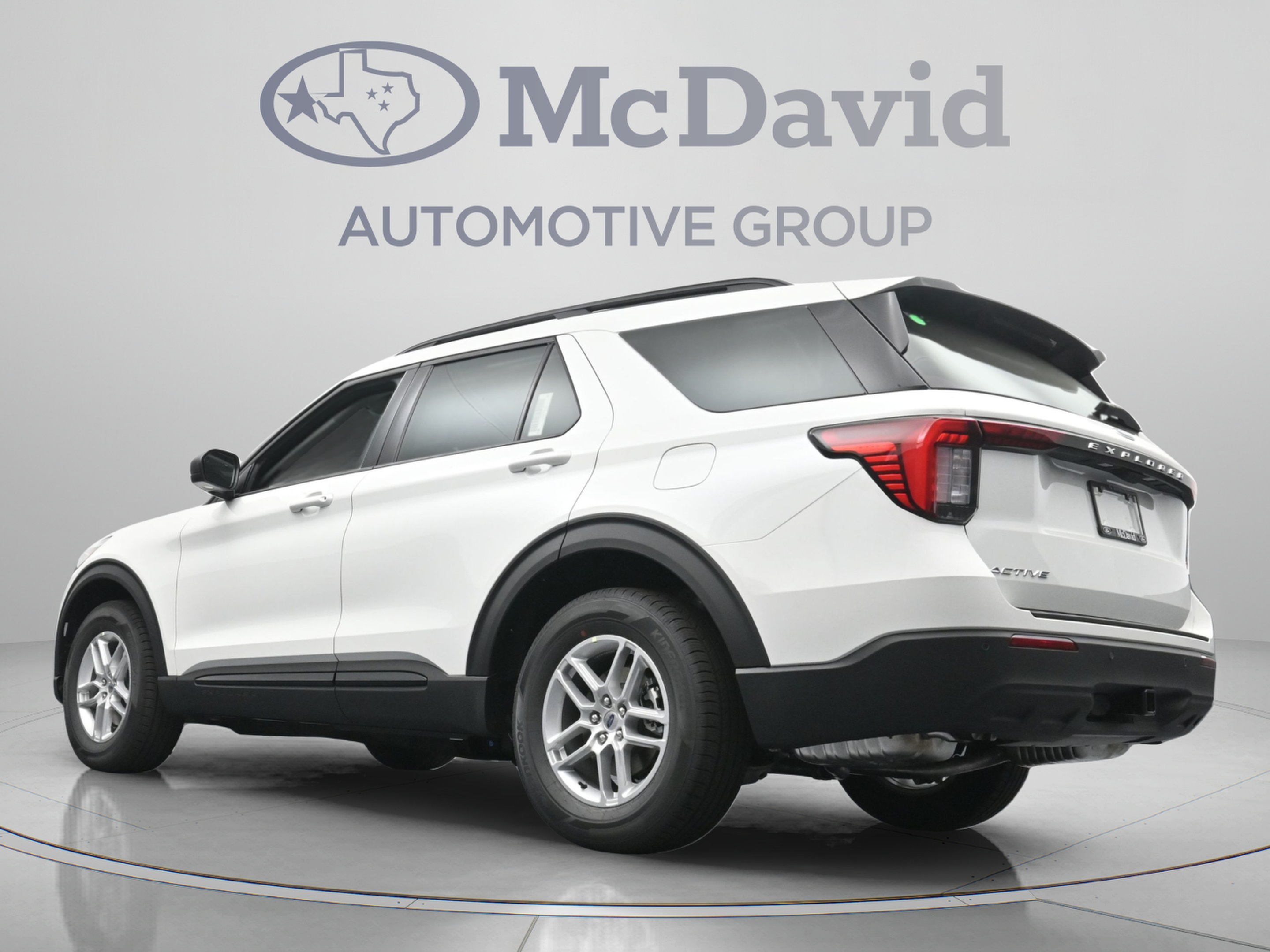 New 2026 Ford Explorer Active RWD image 14