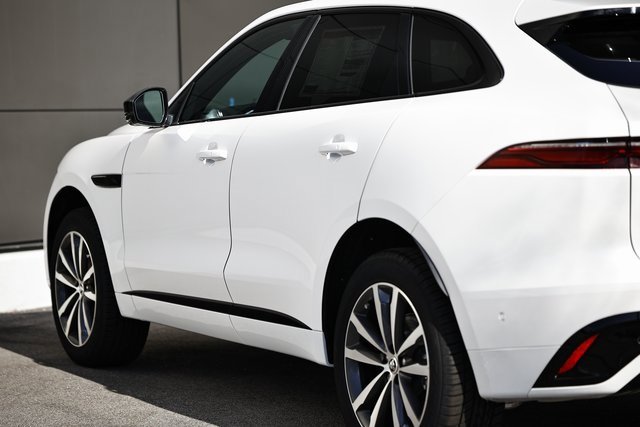 New 2026 Jaguar F-PACE R-Dynamic S image 10