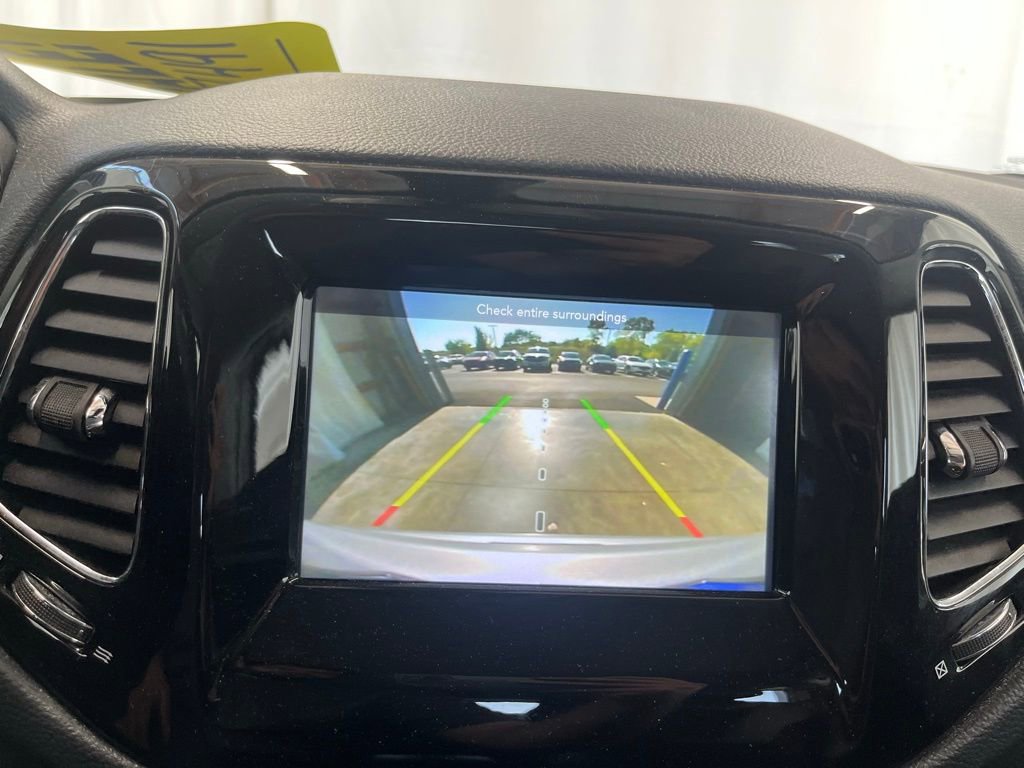 Used 2021 Jeep Compass Latitude image 19