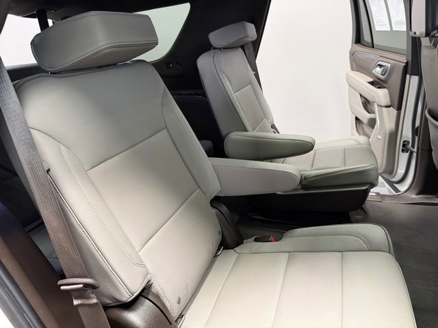 Used 2021 GMC Yukon SLT w/ SLT Premium Package image 28