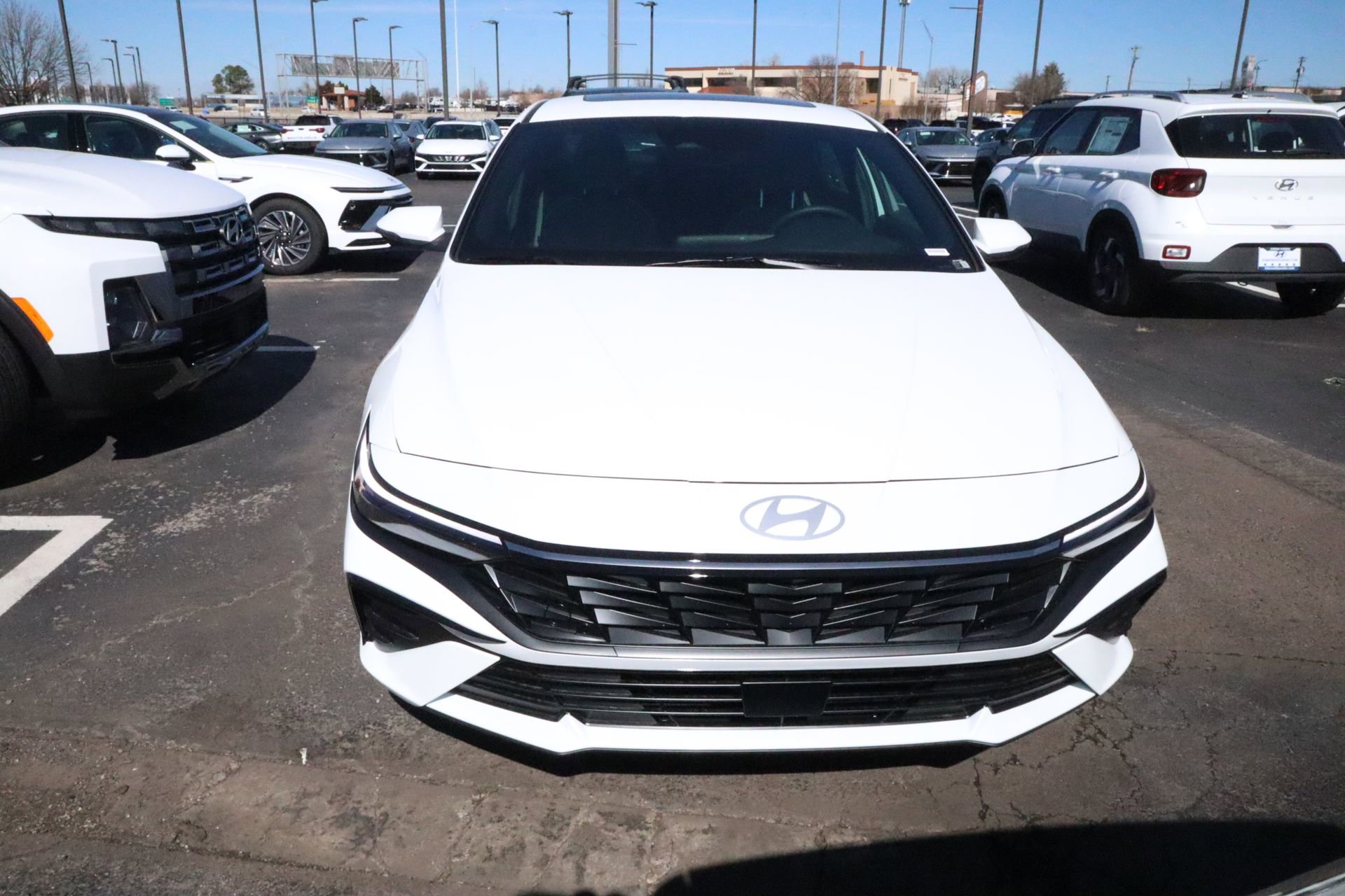 New 2026 Hyundai Elantra Limited image 10