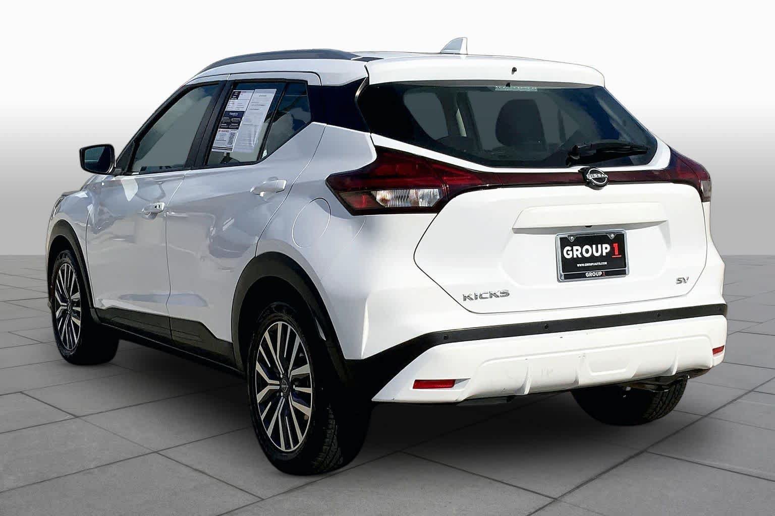 Used 2023 Nissan Kicks SV FWD image 12