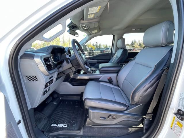 Used 2025 Ford F150 Lariat w/ Equipment Group 501A Mid image 9