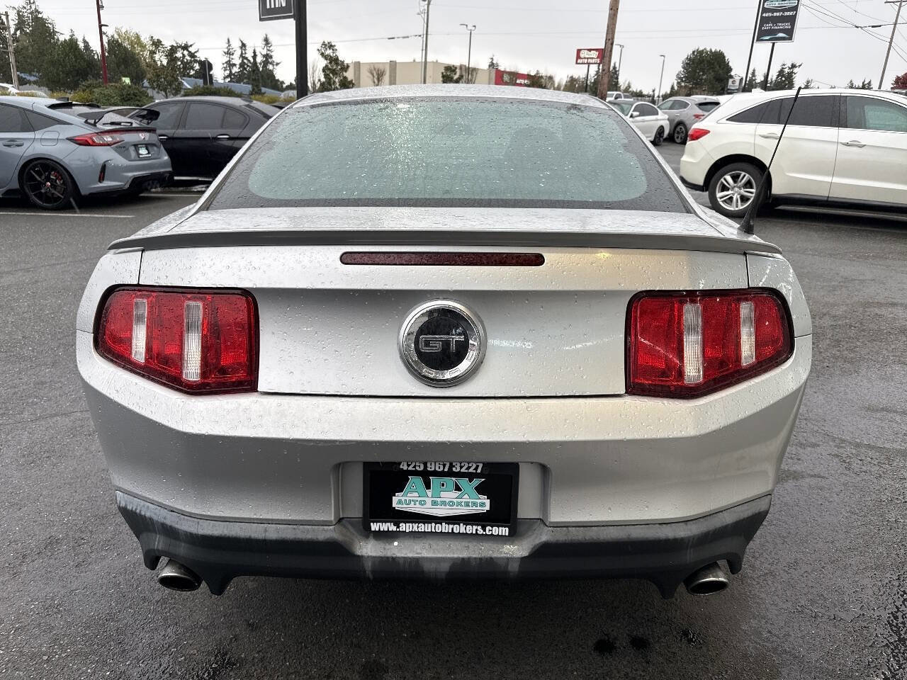 Used 2011 Ford Mustang GT RWD image 5