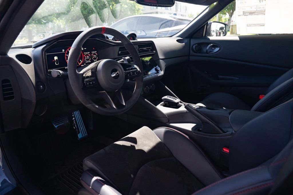 Certified 2024 Nissan Z Performance w/ Floor Mat Package RWD image 19