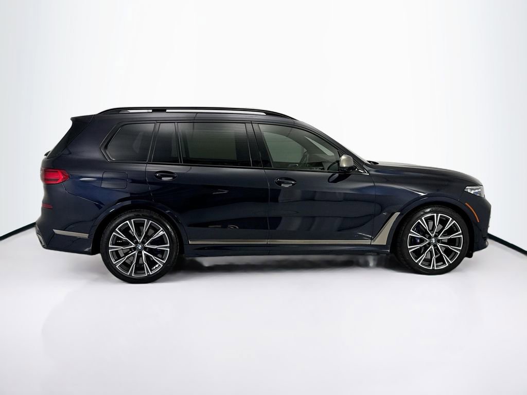 Used 2021 BMW X7 M50i w/ Executive Package AWD/4WD image 4