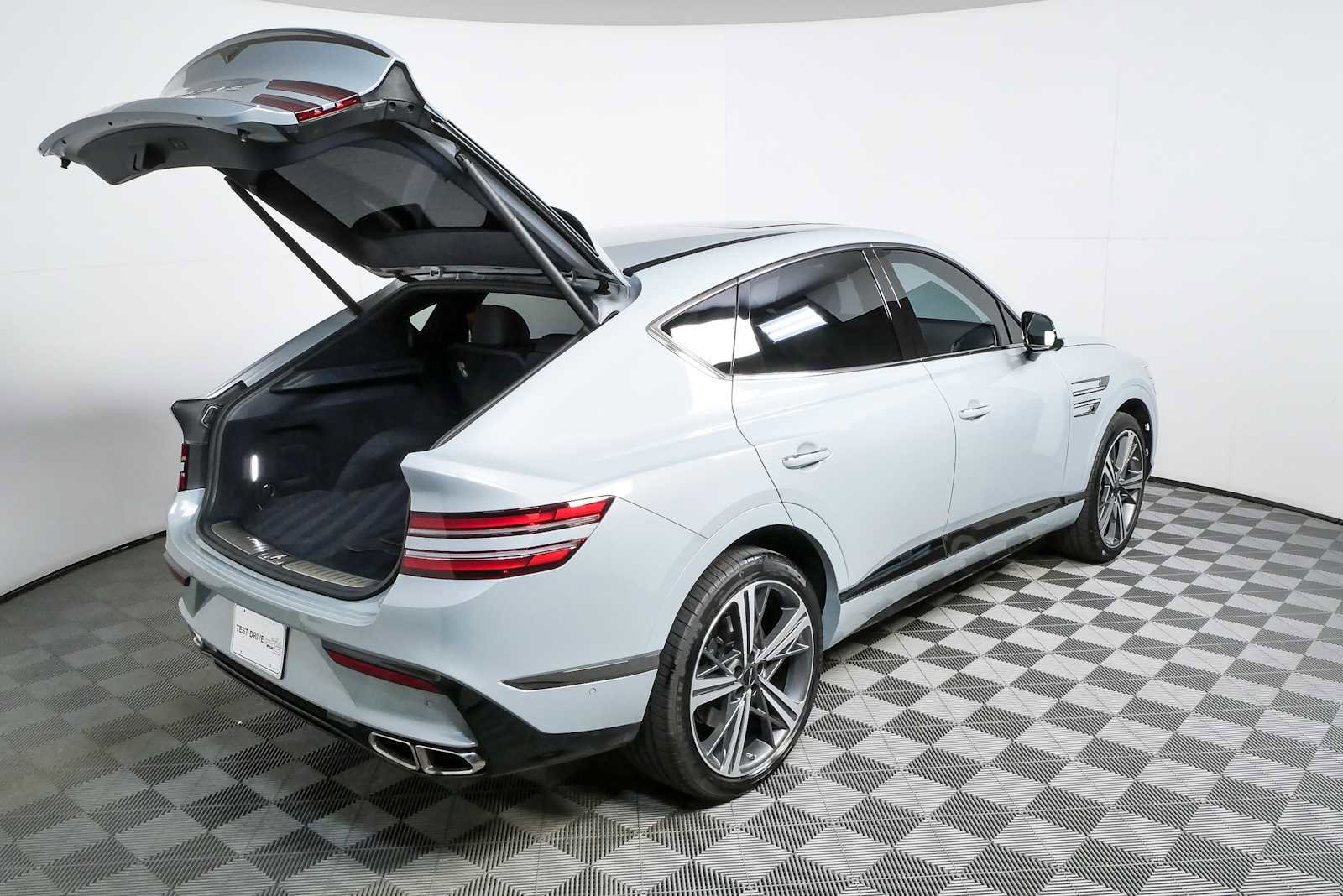 Used 2025 Genesis GV80 3.5T e-SC AWD/4WD image 27