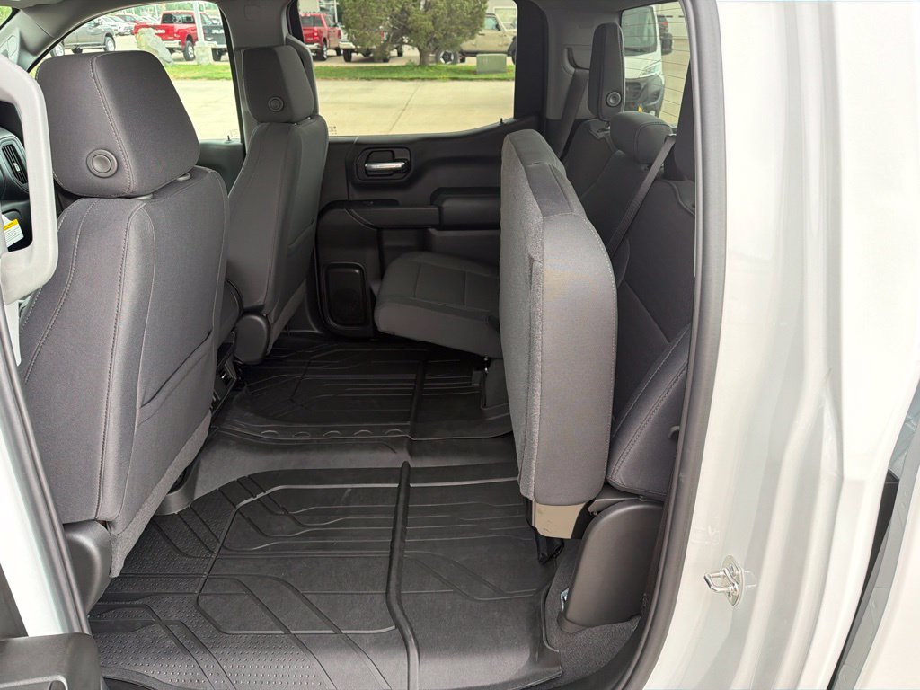 New 2026 Chevrolet Silverado 1500 Custom w/ Turbomax Blackout Package AWD/4WD image 20