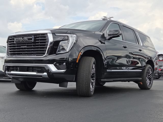 New 2026 GMC Yukon XL Elevation AWD/4WD image 13