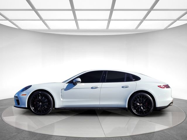 Used 2017 Porsche Panamera Turbo image 8