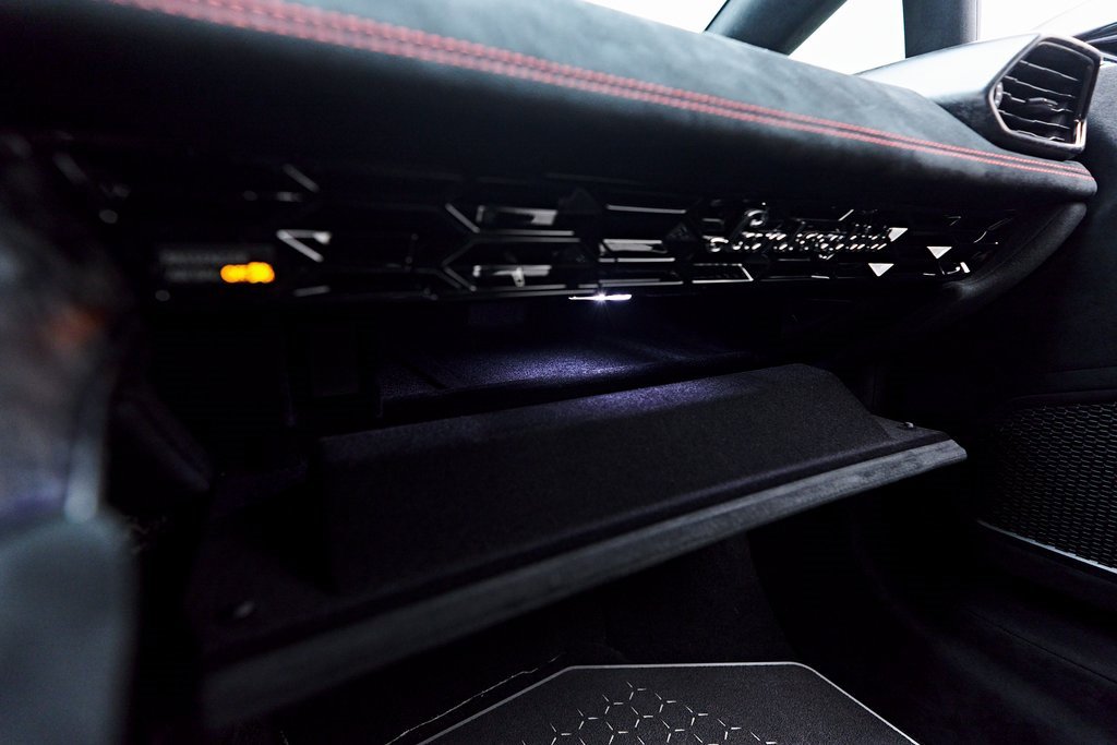 Used 2018 Lamborghini Huracan Performante image 93