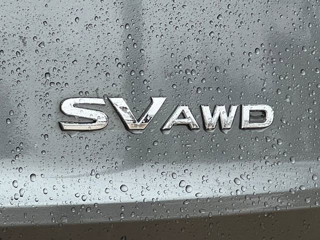 Used 2023 Nissan Rogue SV image 2