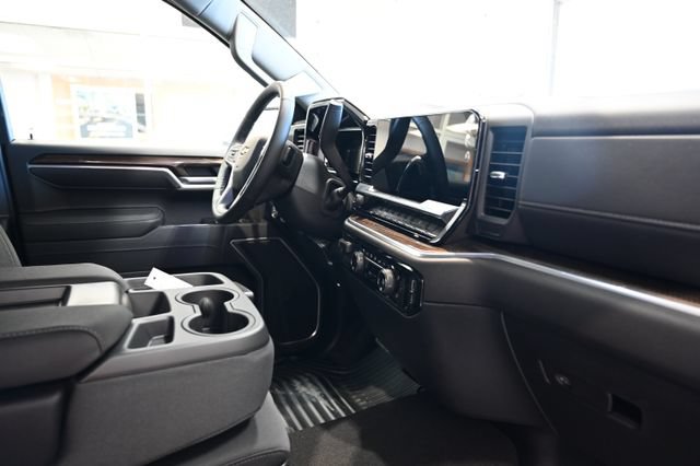 New 2026 Chevrolet Silverado 1500 LT AWD/4WD image 14