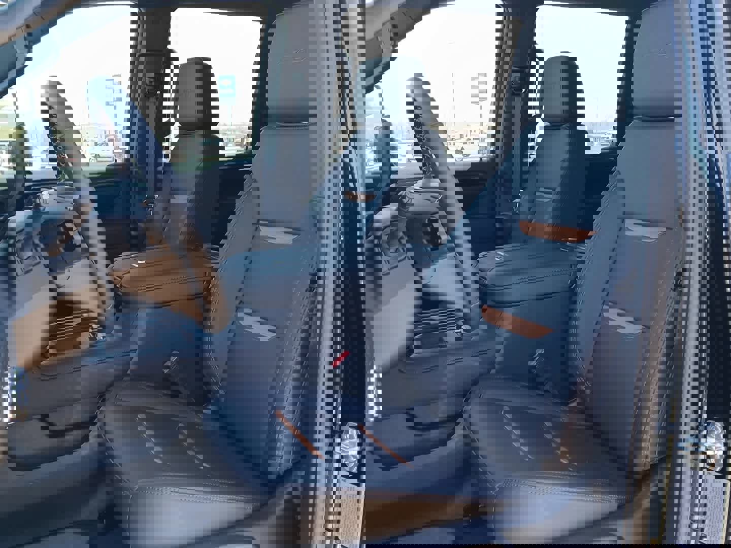 New 2026 GMC Sierra 2500 AT4 w/ AT4 Premium Plus Package image 18