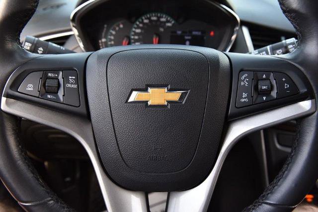 Used 2019 Chevrolet Trax LT w/ LT Convenience Package image 17
