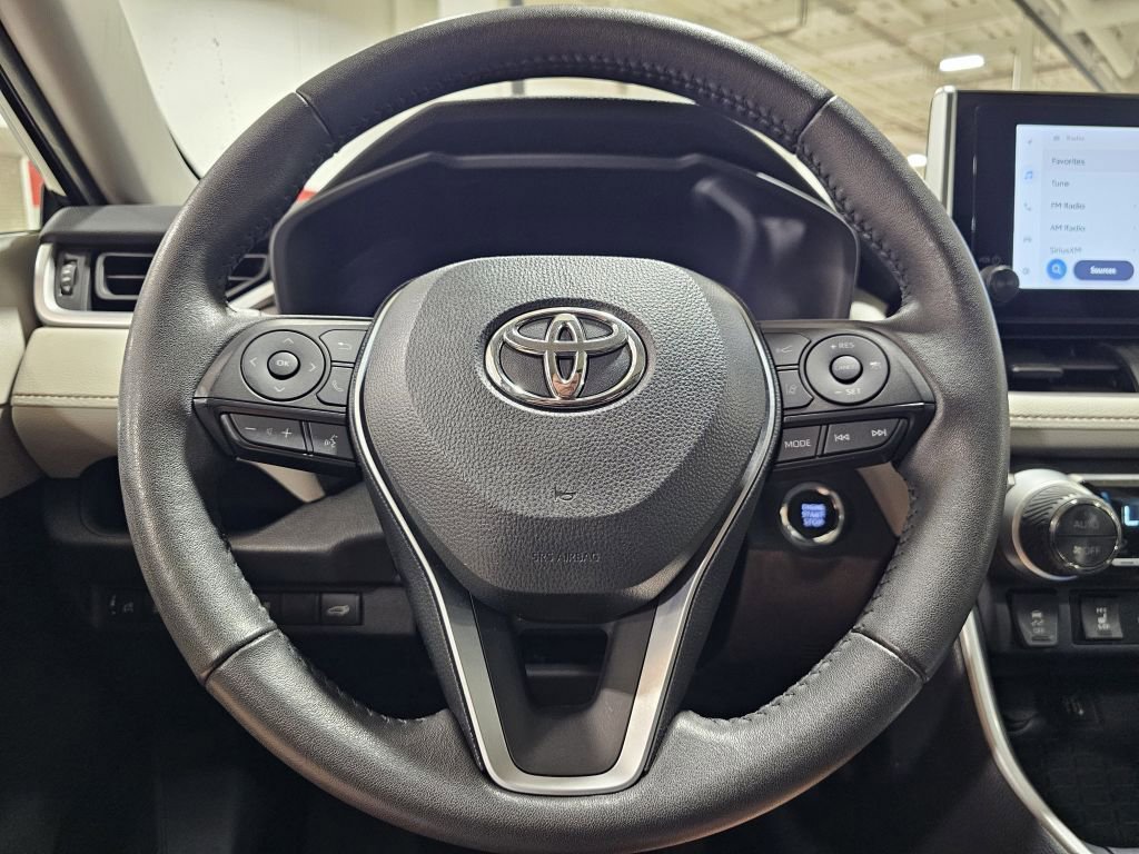 Used 2023 Toyota RAV4 XLE w/ Convenience Package AWD/4WD image 27