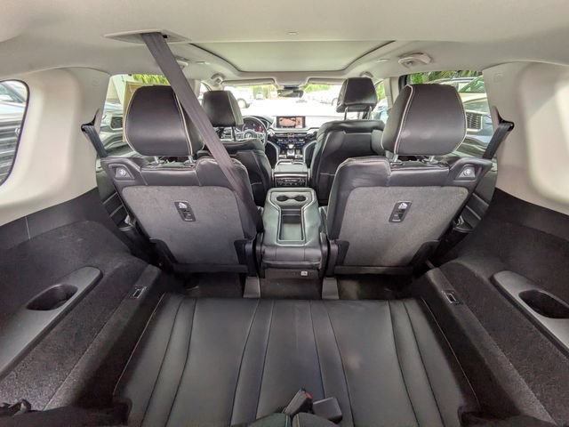 Used 2023 Acura MDX w/ Advance Package AWD/4WD image 13