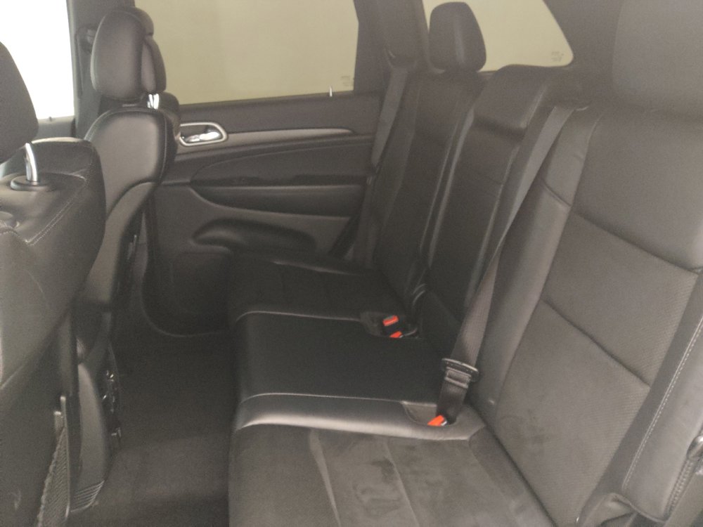 Used 2018 Jeep Grand Cherokee Altitude image 18