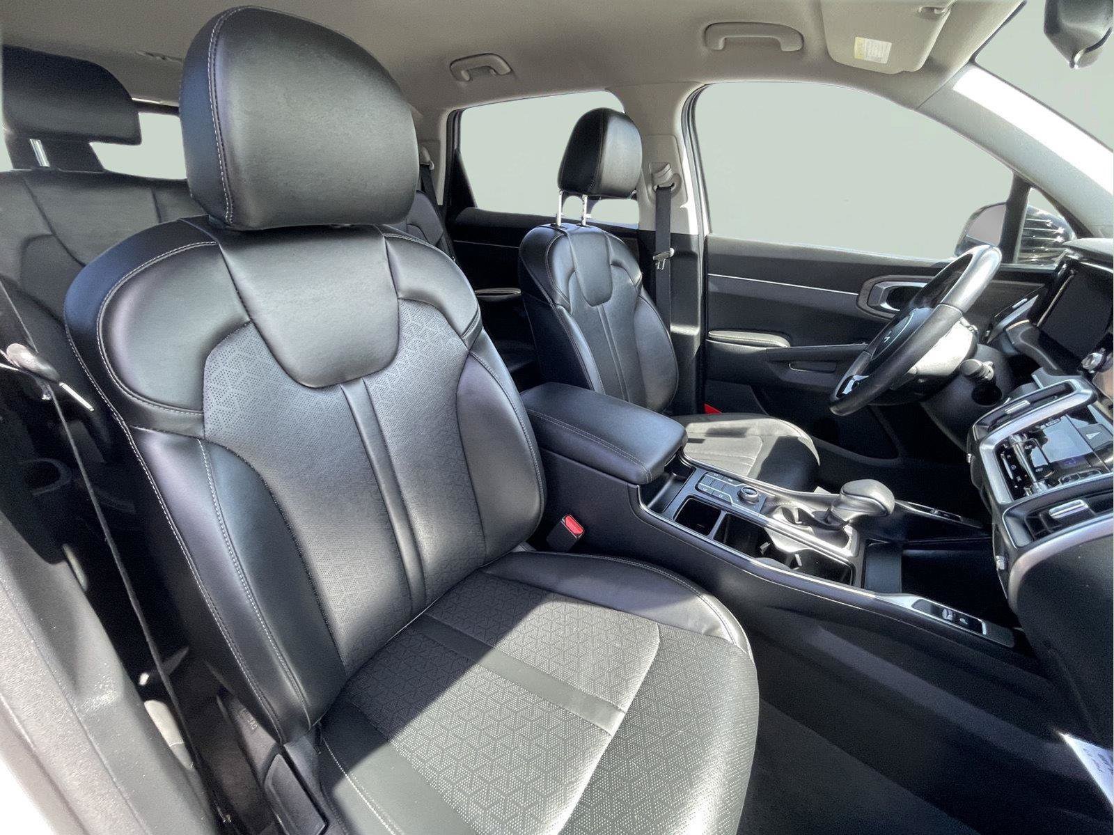 Used 2023 Kia Sorento S AWD/4WD image 22