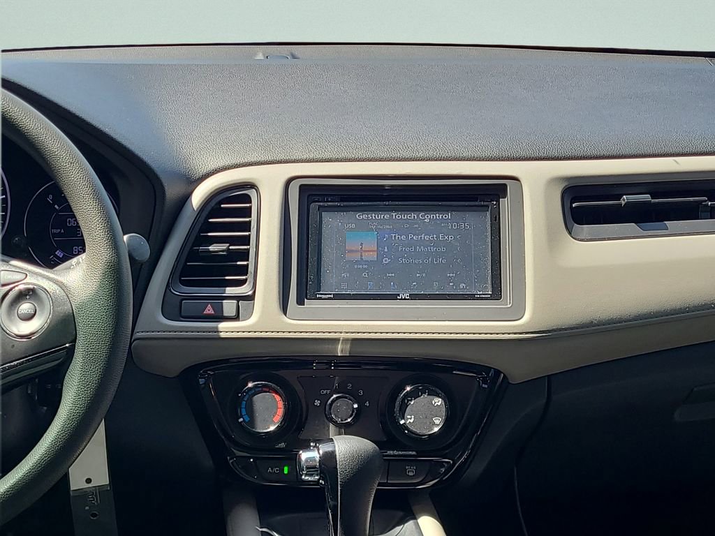 Used 2019 Honda HR-V LX image 24
