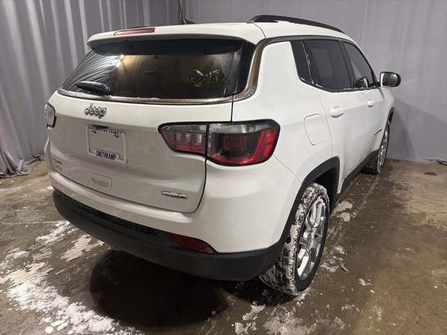 Used 2022 Jeep Compass Latitude image 7