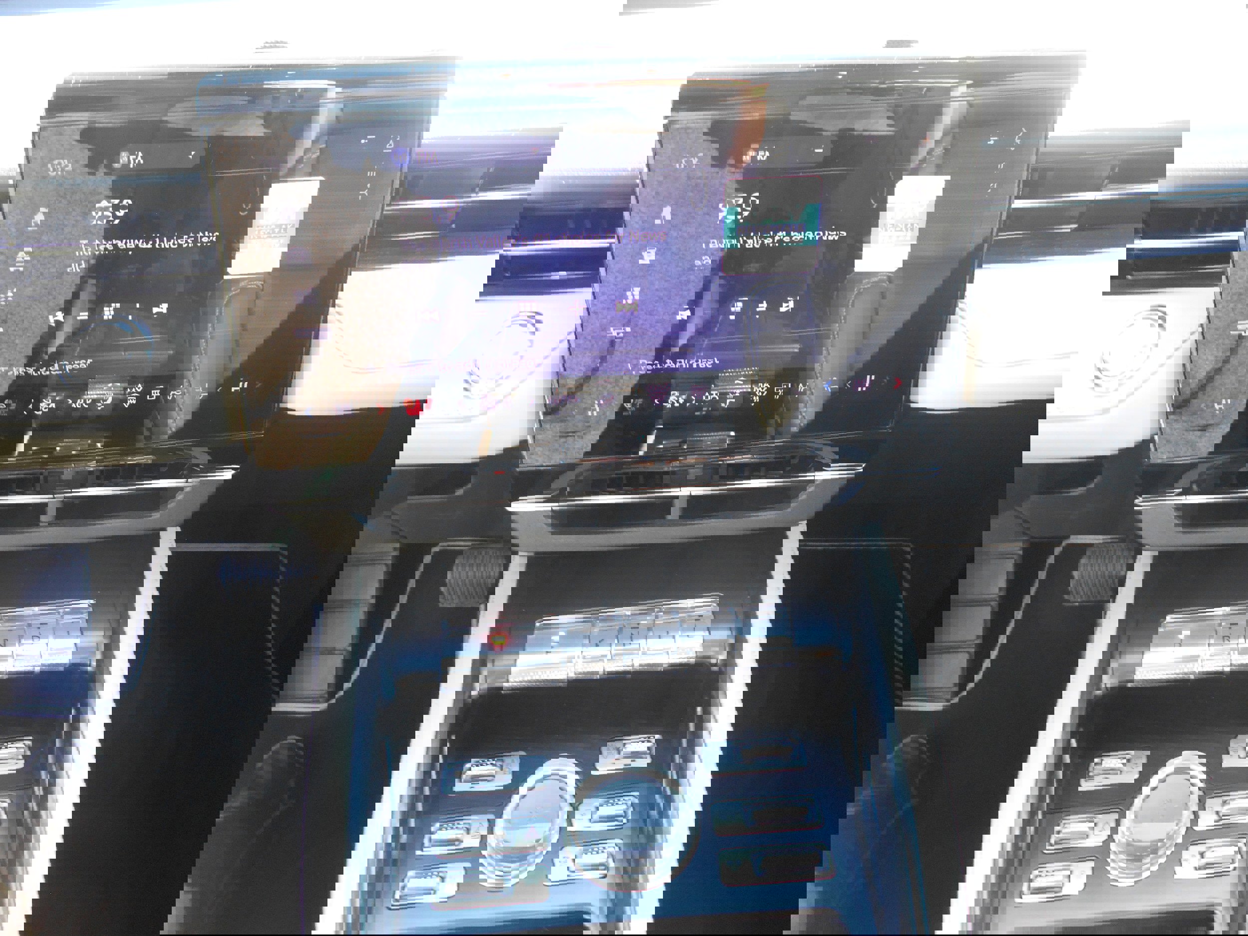 Used 2024 Lincoln Nautilus Reserve w/ Equipment Group 203A image 9