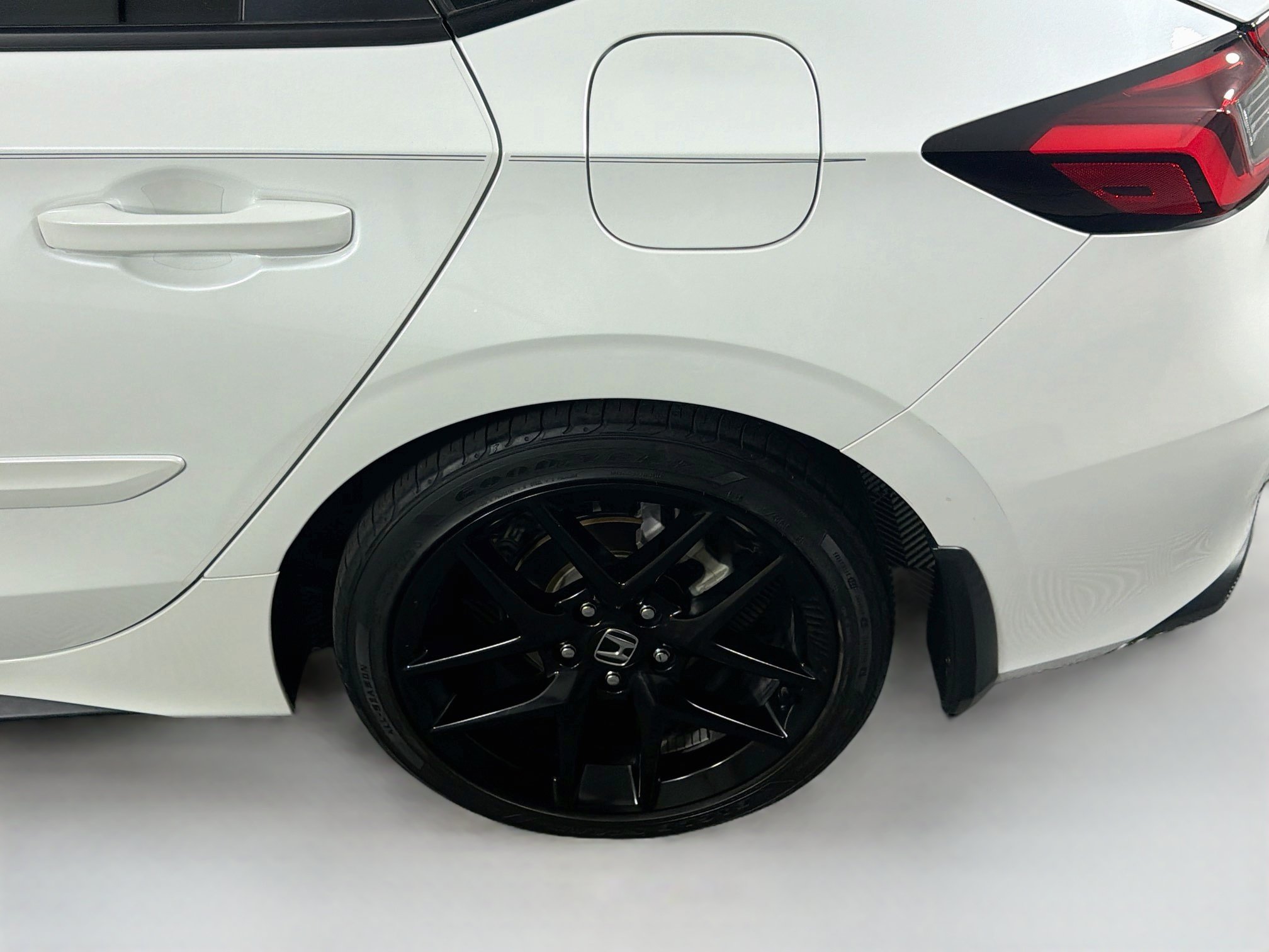 Used 2023 Honda Civic Sport image 11
