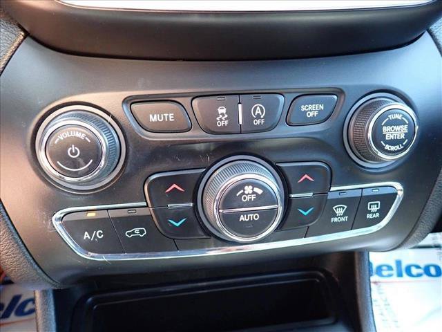 Used 2021 Jeep Cherokee Trailhawk w/ Sun, Sound & Nav Group AWD/4WD image 19