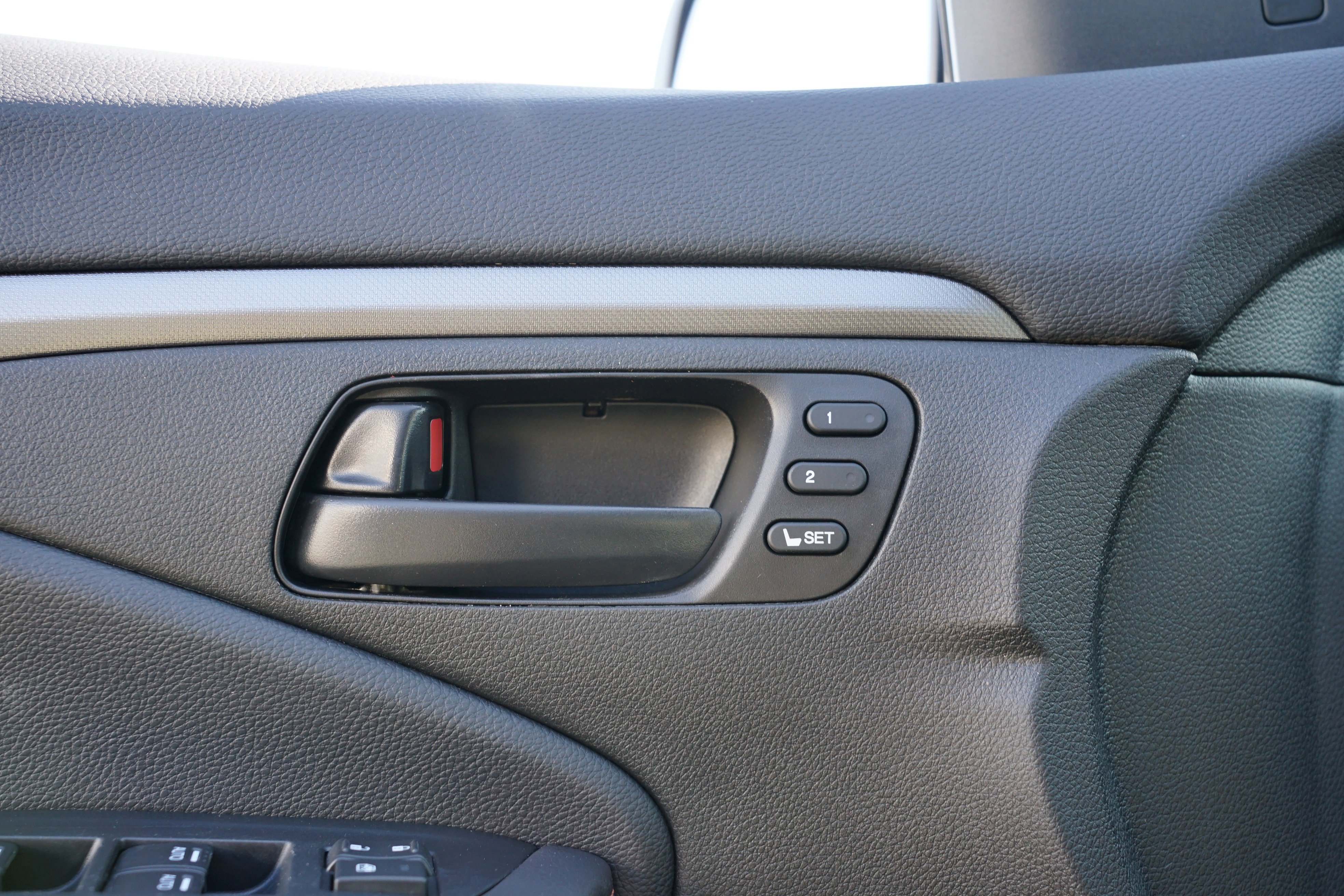 Used 2022 Honda Pilot TrailSport image 17