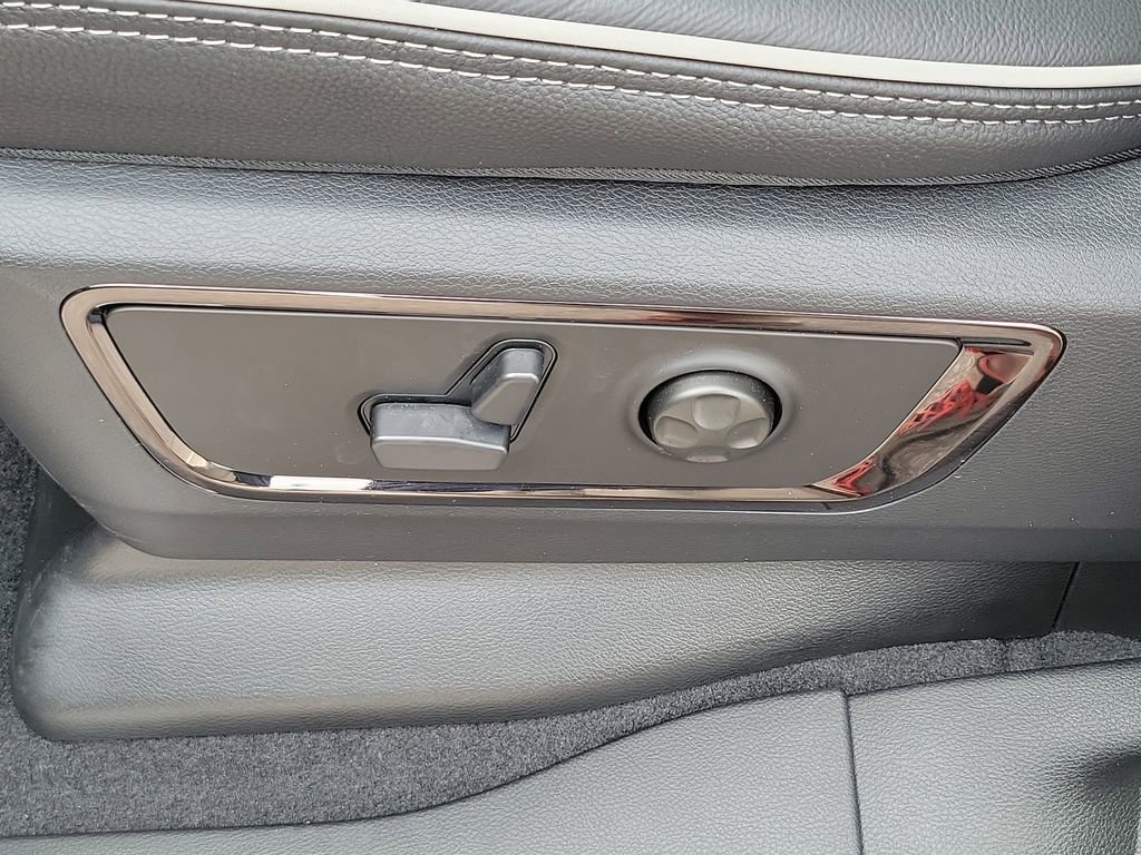 New 2026 RAM 1500 Limited image 24