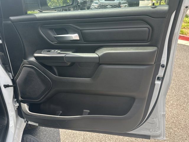 New 2026 RAM 1500 Express AWD/4WD image 16
