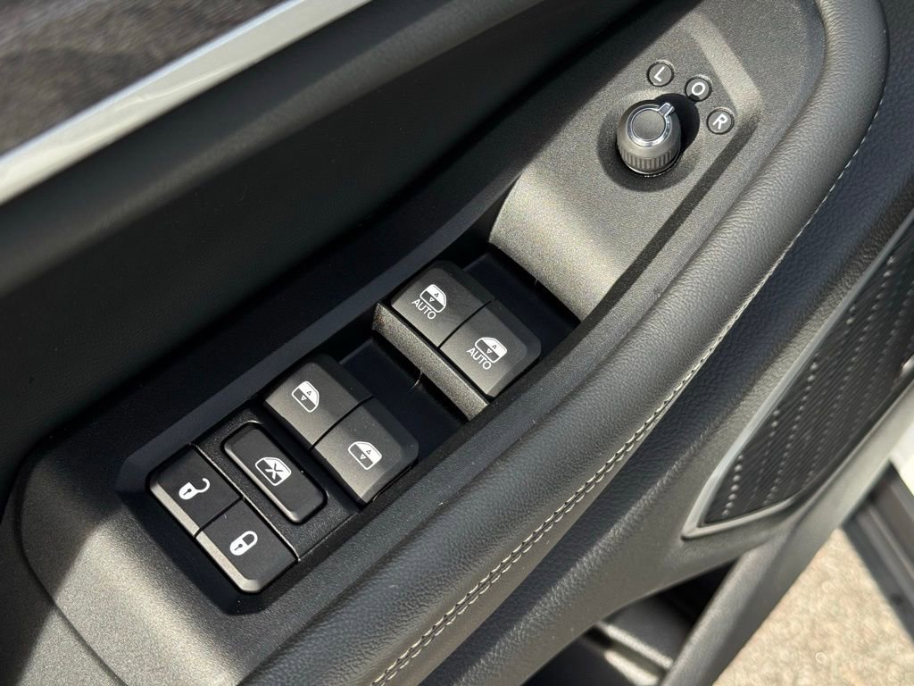 Used 2022 Jeep Grand Cherokee Limited 4xe image 30