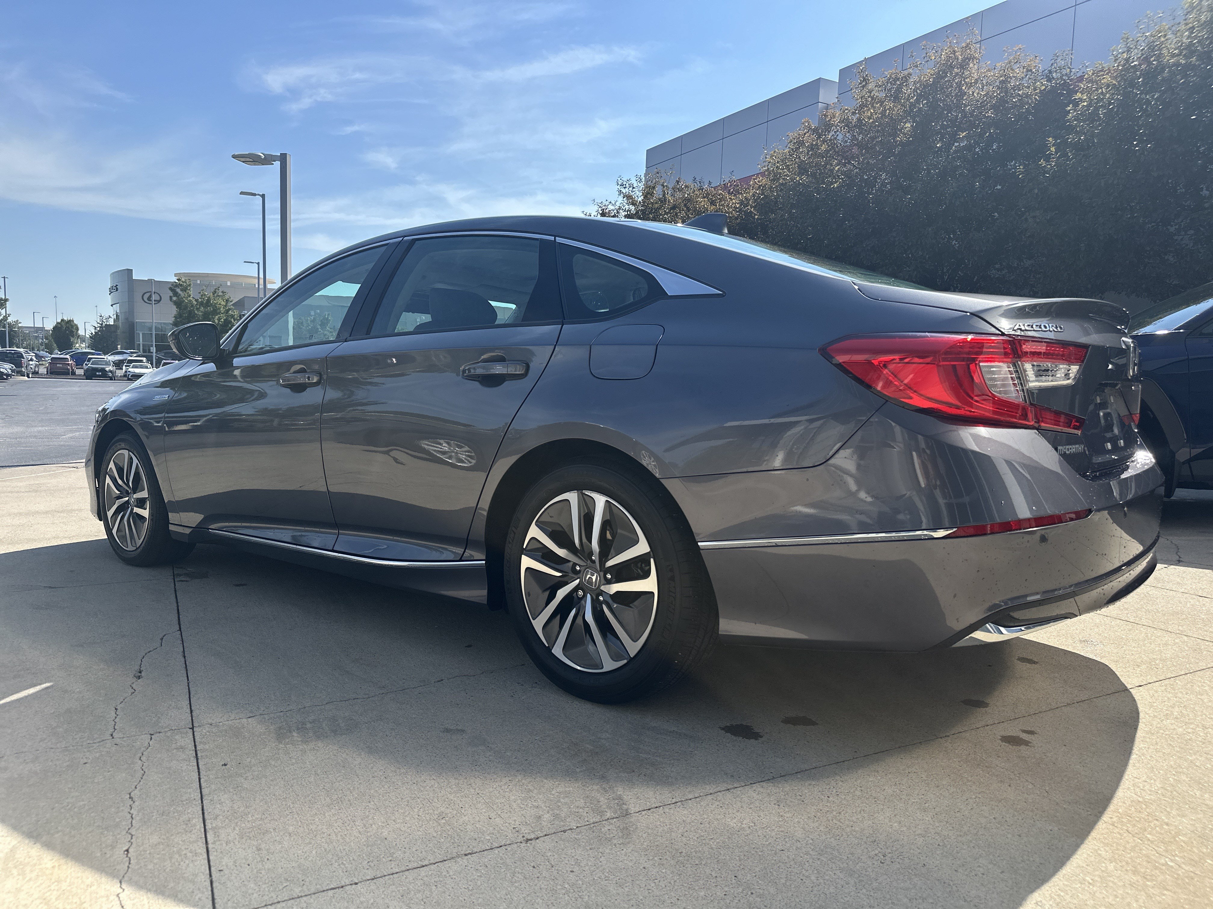 Used 2021 Honda Accord EX-L image 7