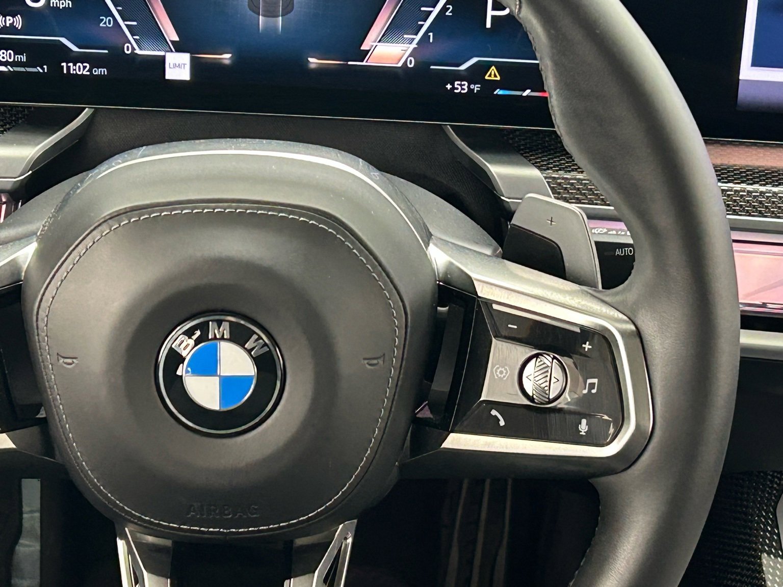 Used 2023 BMW 760i xDrive image 13