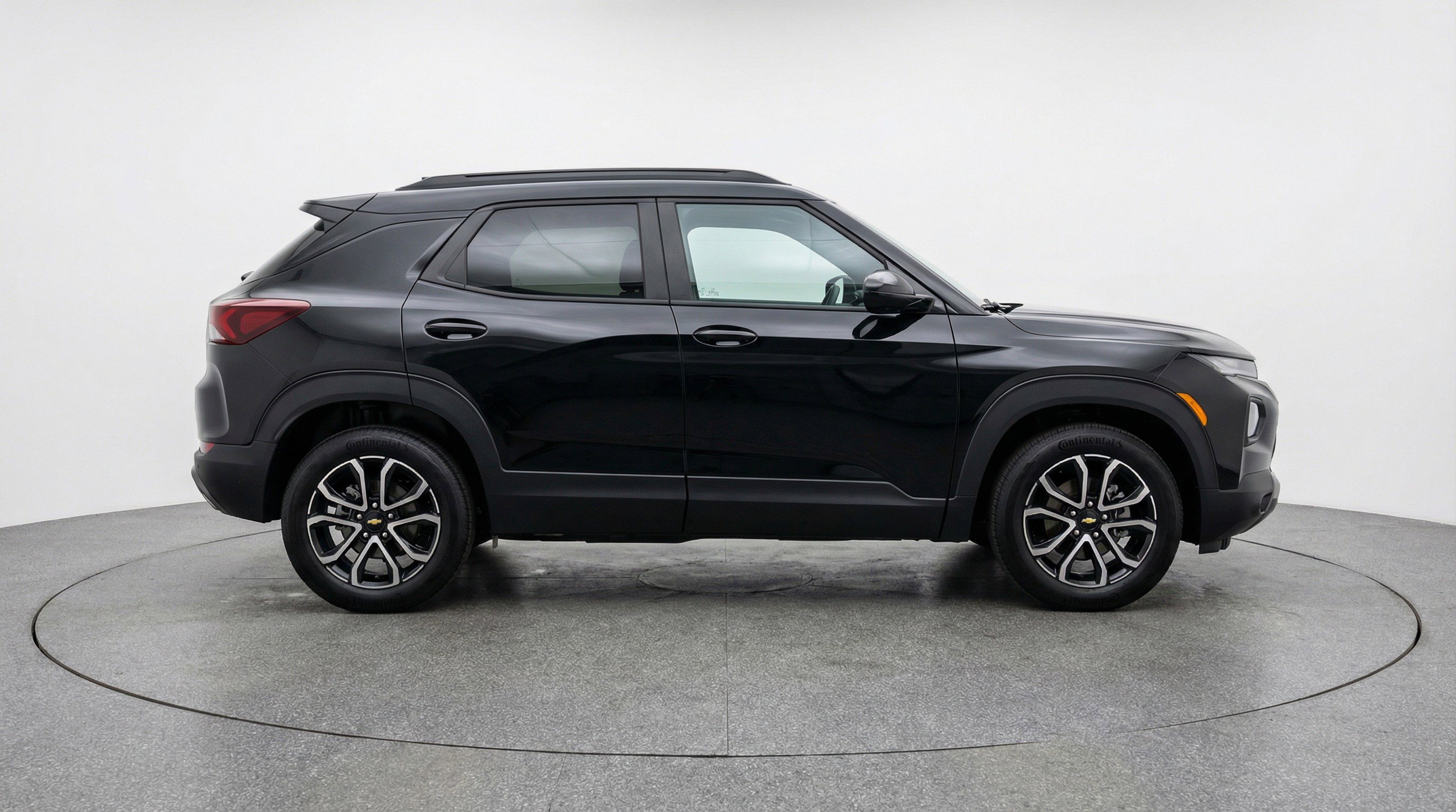 Used 2025 Chevrolet TrailBlazer LT FWD image 11