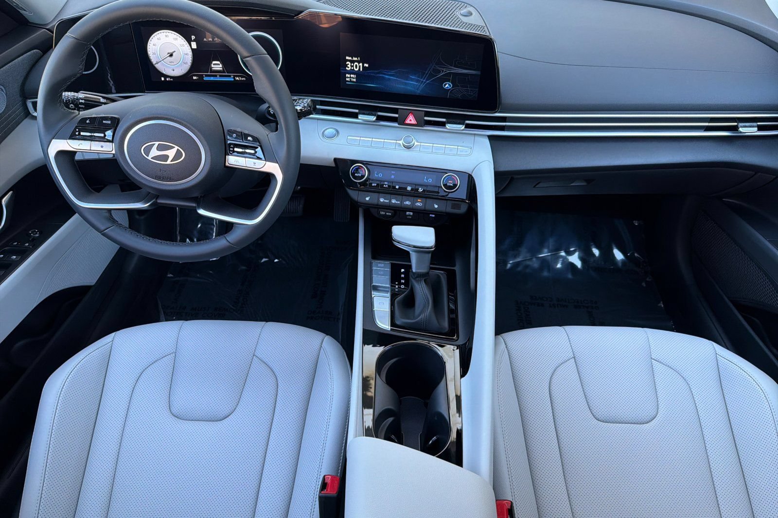 New 2026 Hyundai Elantra Limited FWD image 12