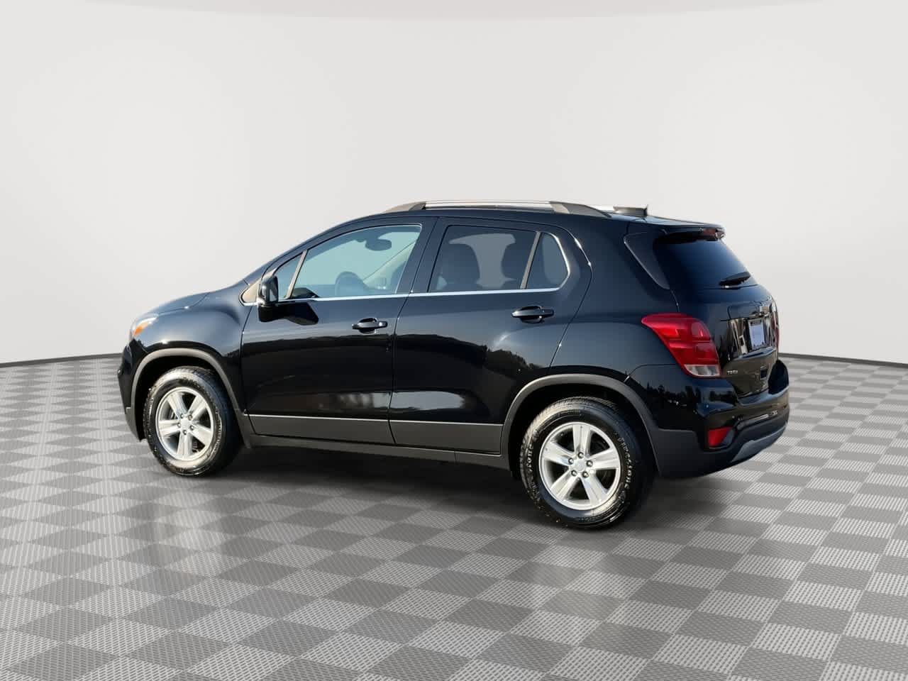 Used 2019 Chevrolet Trax LT FWD image 6
