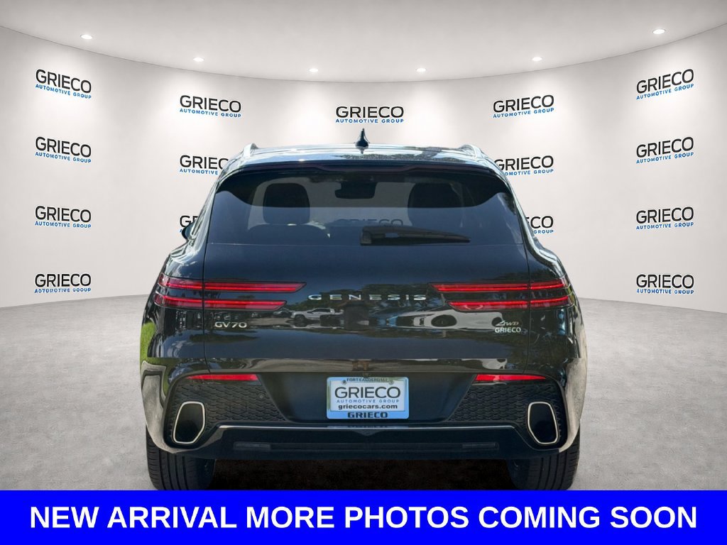 Used 2025 Genesis GV70 2.5T AWD/4WD image 6