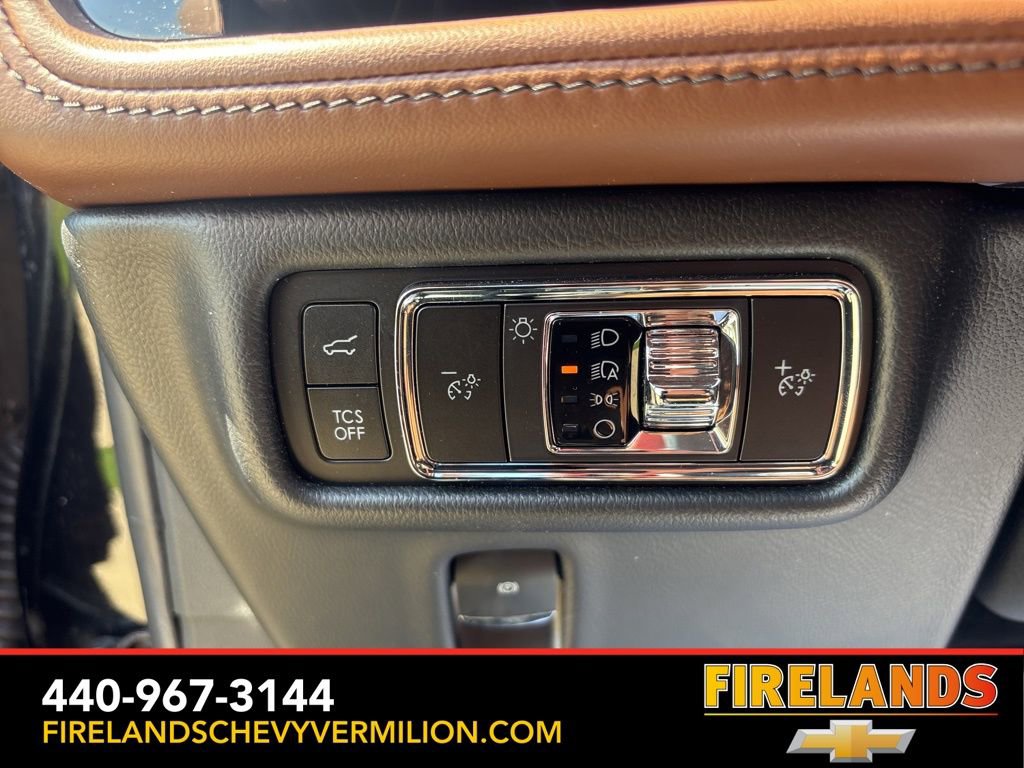 Used 2023 Lincoln Nautilus Reserve w/ Luxury Package image 16