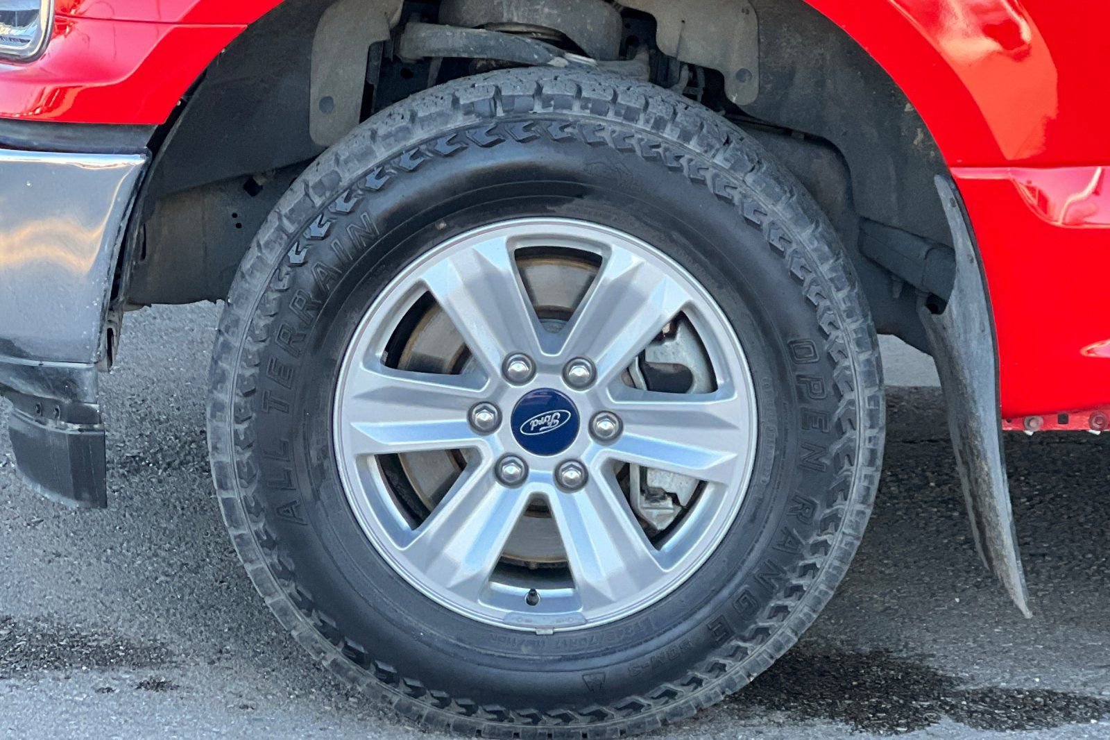 Used 2018 Ford F150 XLT w/ Max Trailer Tow Package image 25