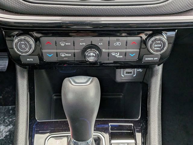 New 2026 Jeep Compass Limited image 15