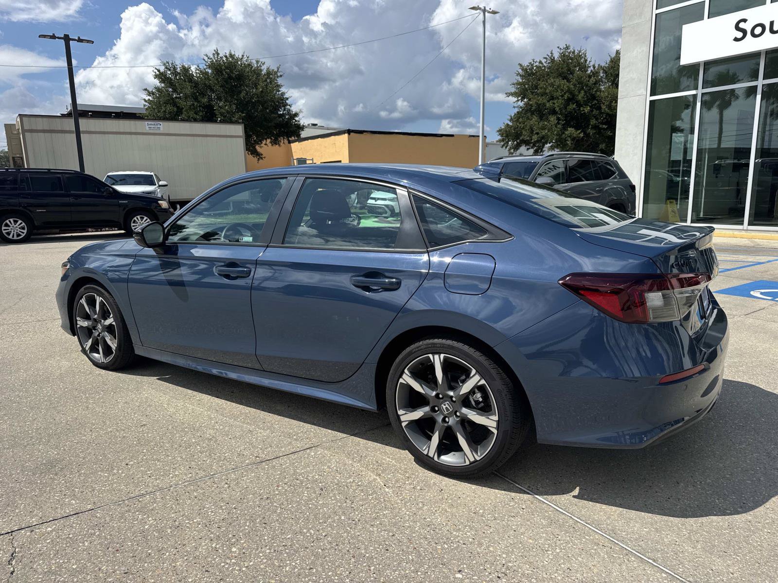 Used 2026 Honda Civic Sport Touring image 7