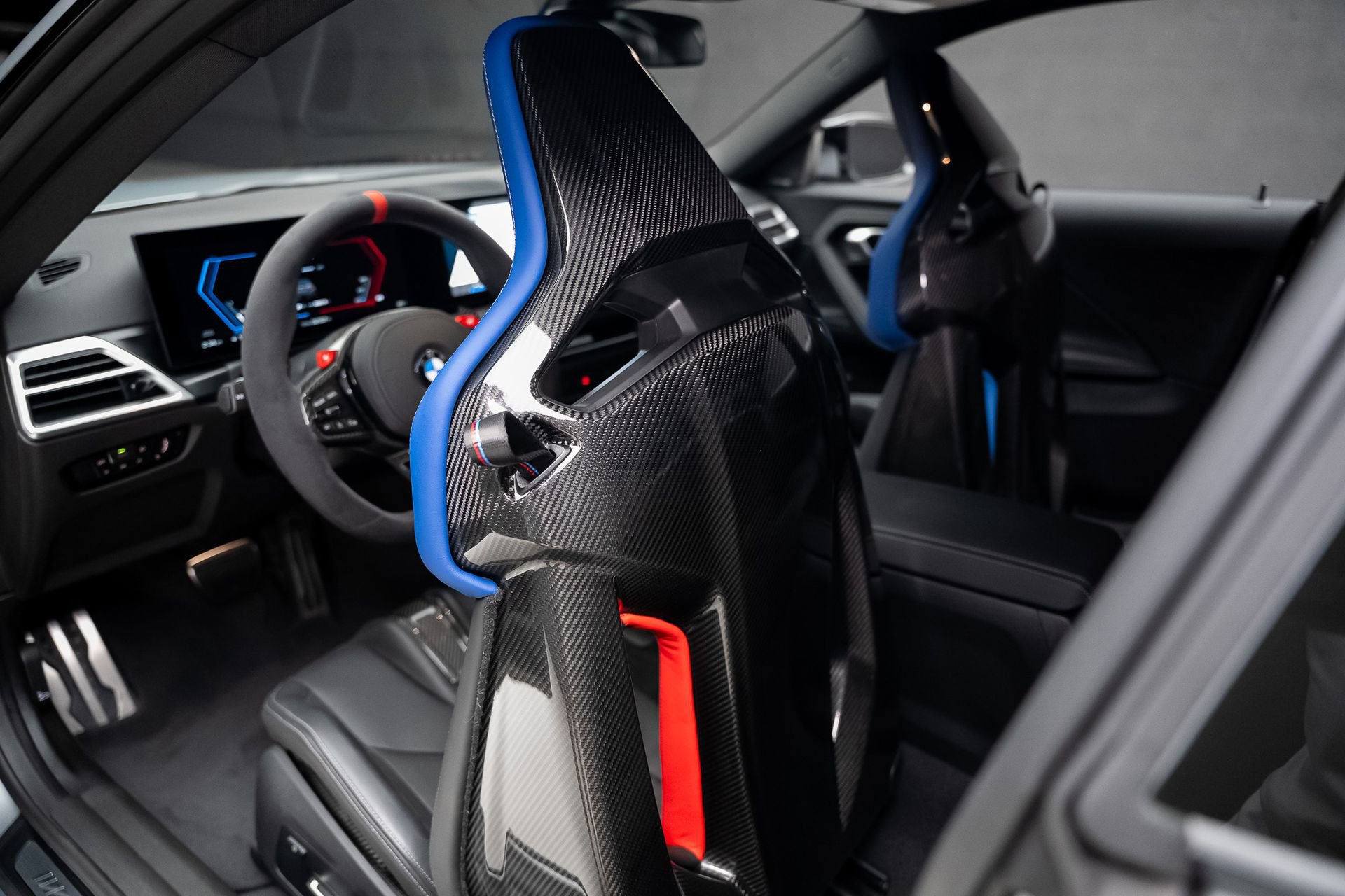Used 2025 BMW M2 RWD image 70