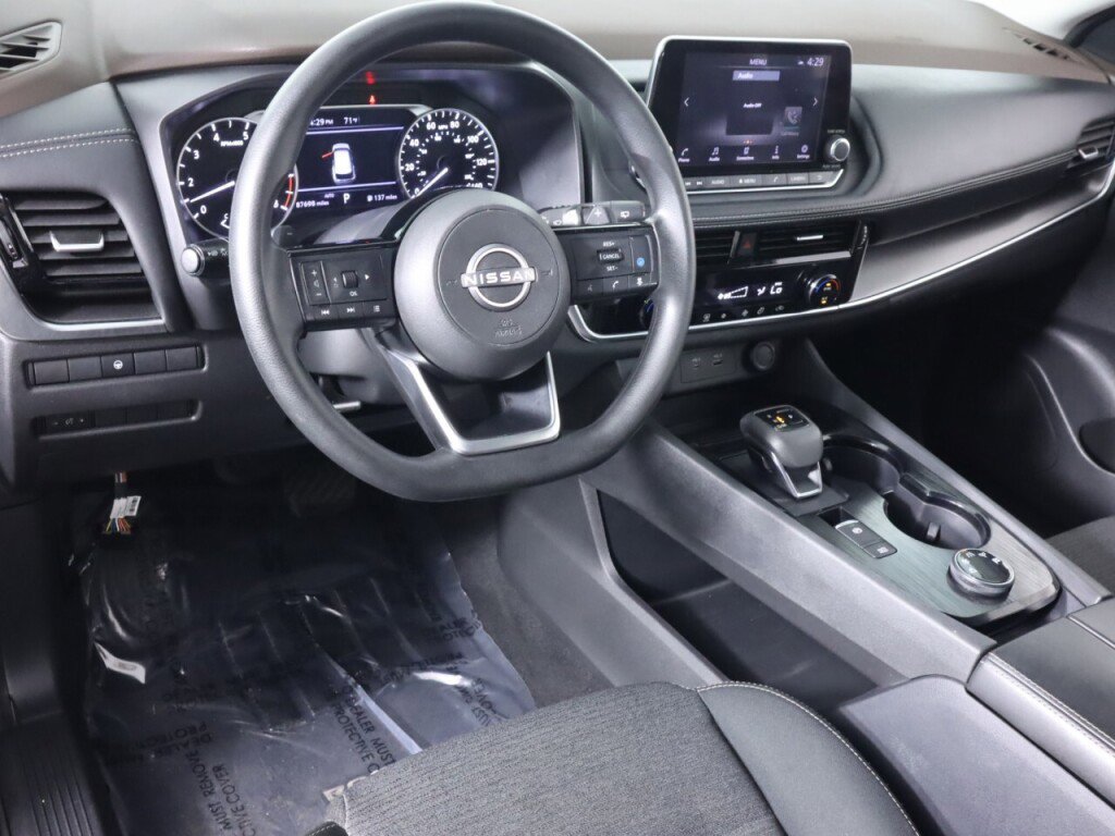 Used 2022 Nissan Rogue SV AWD/4WD image 9