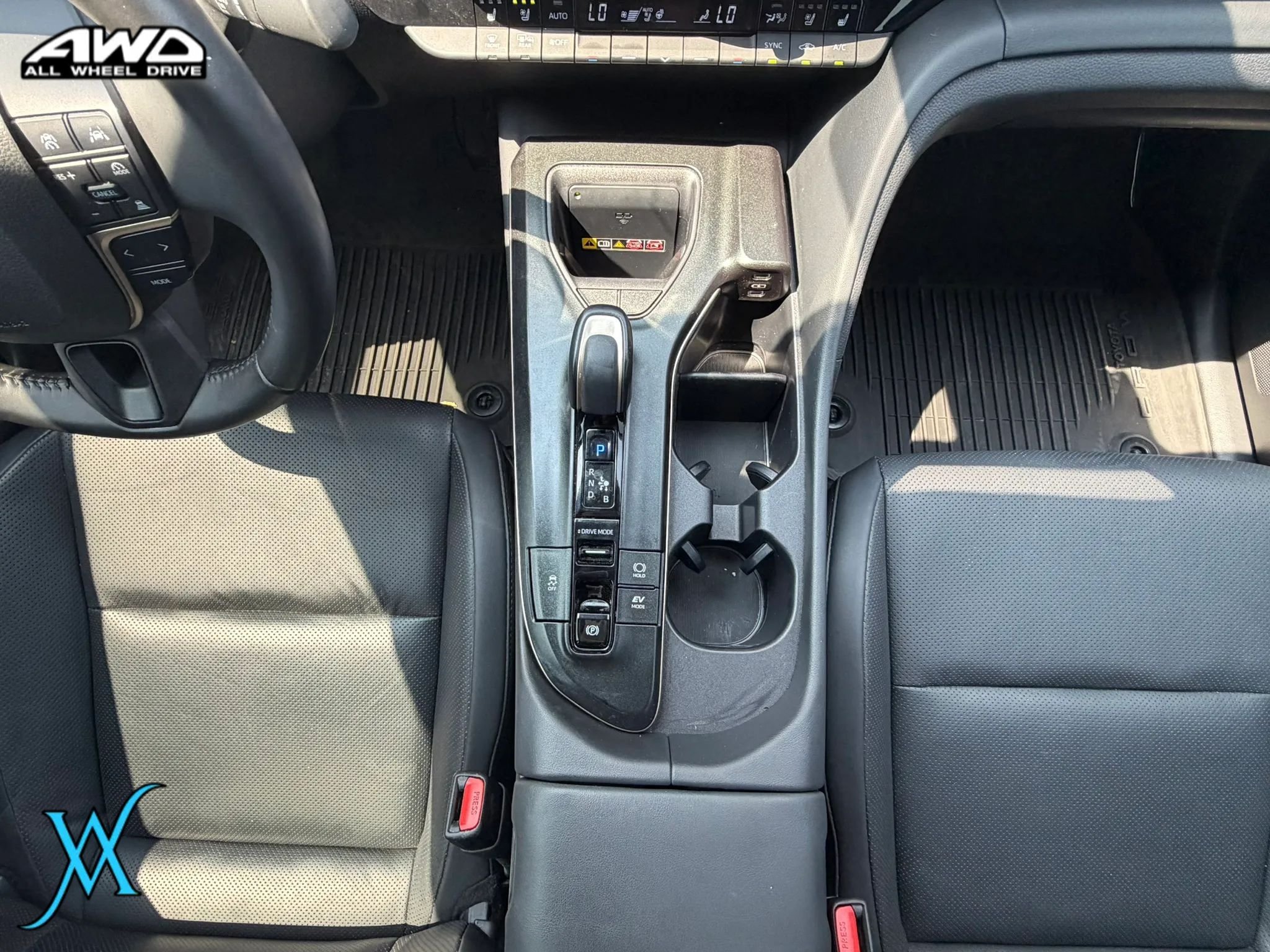 Used 2023 Toyota Crown AWD/4WD image 28